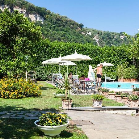 Casa Sorrento, Immerso Nel Verde A Pochi Passi Dal Centro Εξωτερικό φωτογραφία
